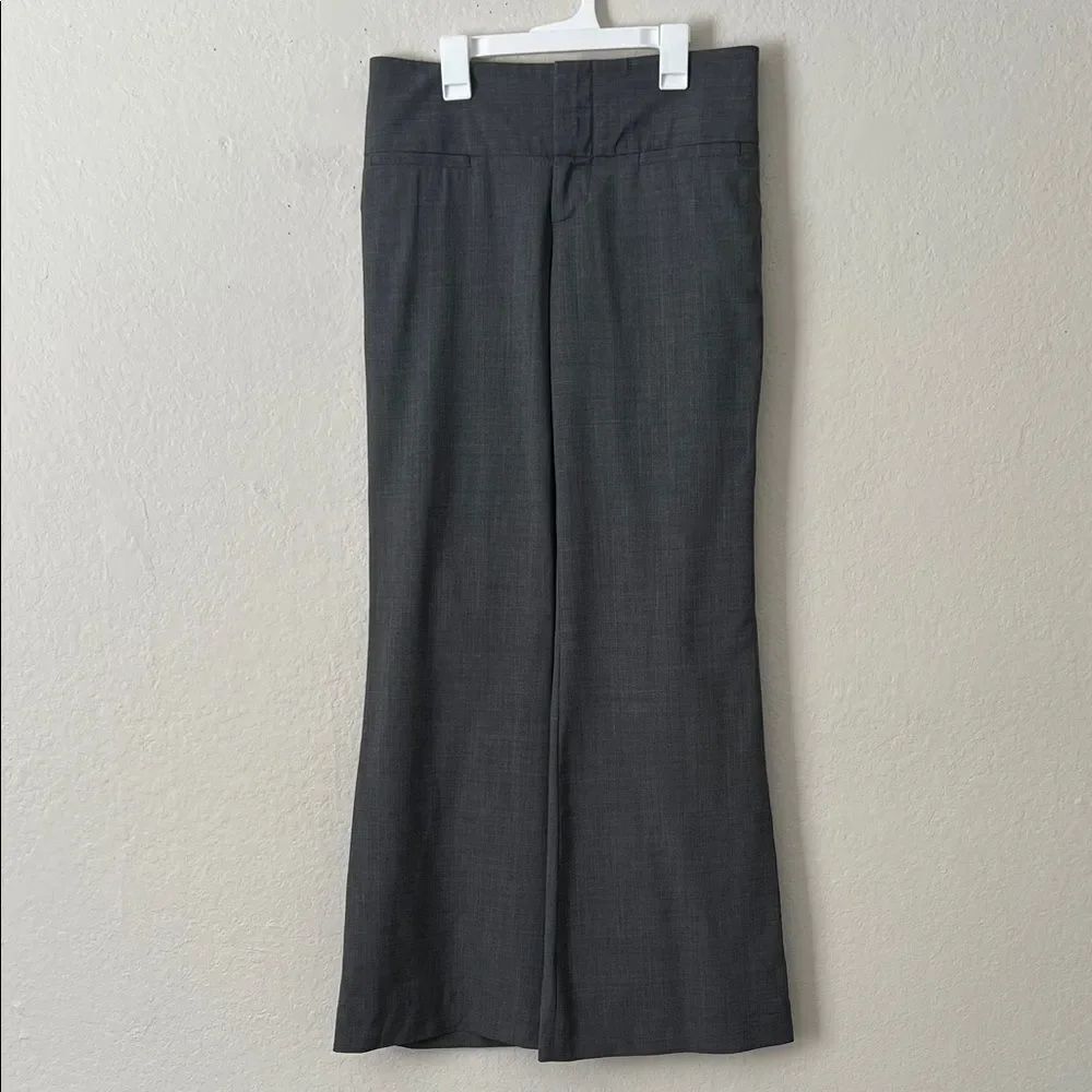 Like New! Alice + Olivia Boot Cut Wool Blend Flare Pants Gray in Size 8